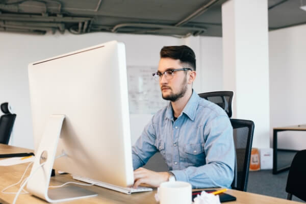 React vs Vue in 2026: Which Frontend Framework Should You Bet On?